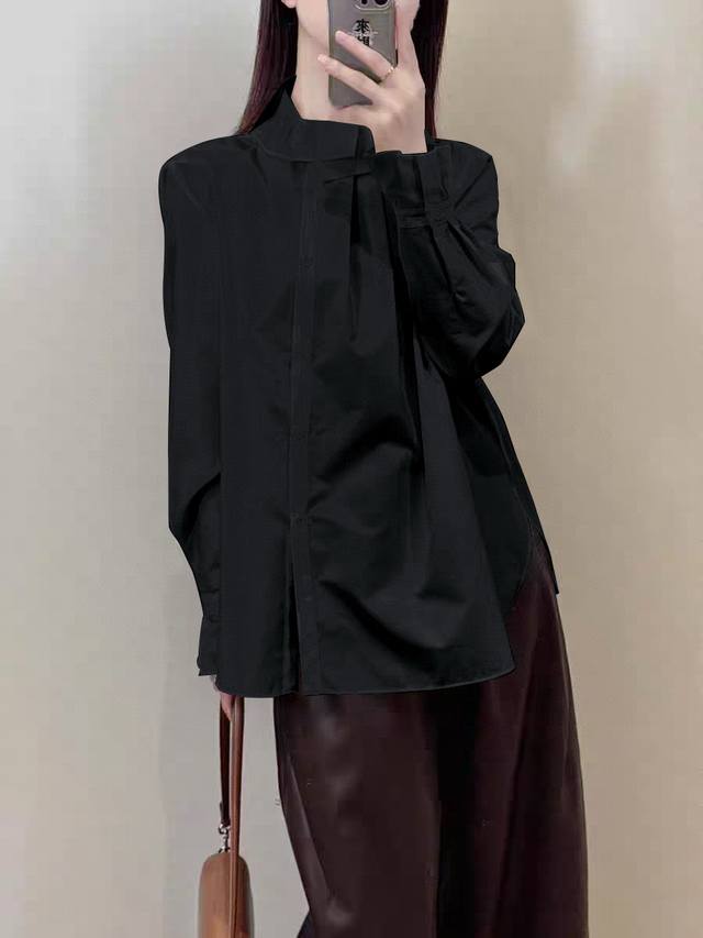 Four-season long-sleeve top will be released tonight and the day after tomorrow