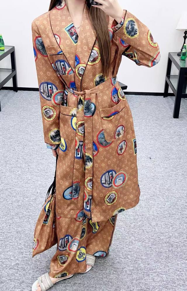 Lv Active full-print long nightgown Customized Yb imported twill thick material