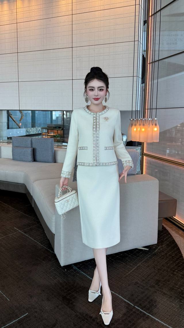 Black and white S~Xxl sizes woolen fabric suit 2025 autumn and winter new arriva