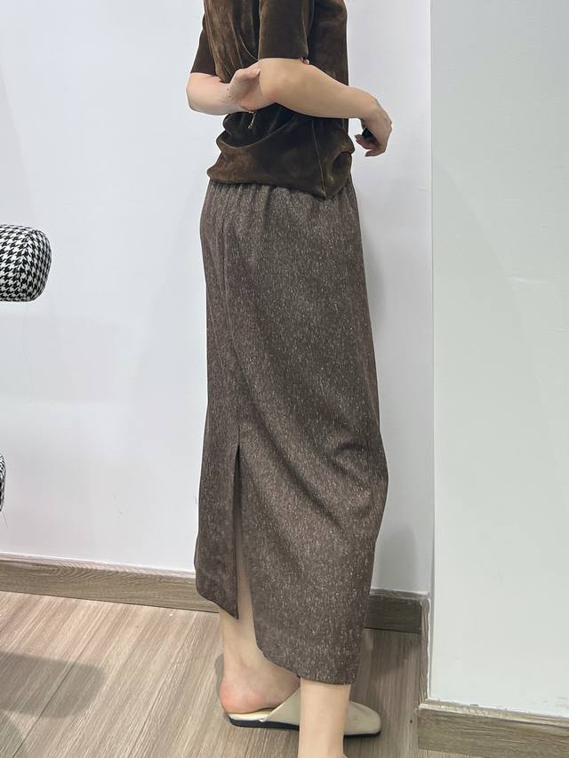 Wool back slit skirt, elastic waist Color: coffee dark gray Size: Smlxl