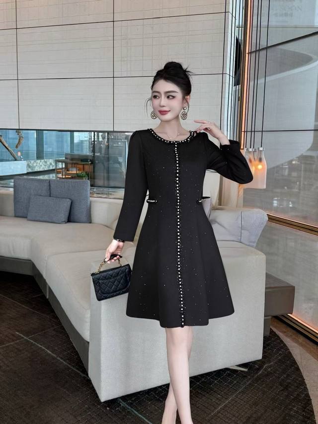 New Chanel style series, popular celebrity style, heavy beading, custom Chanel