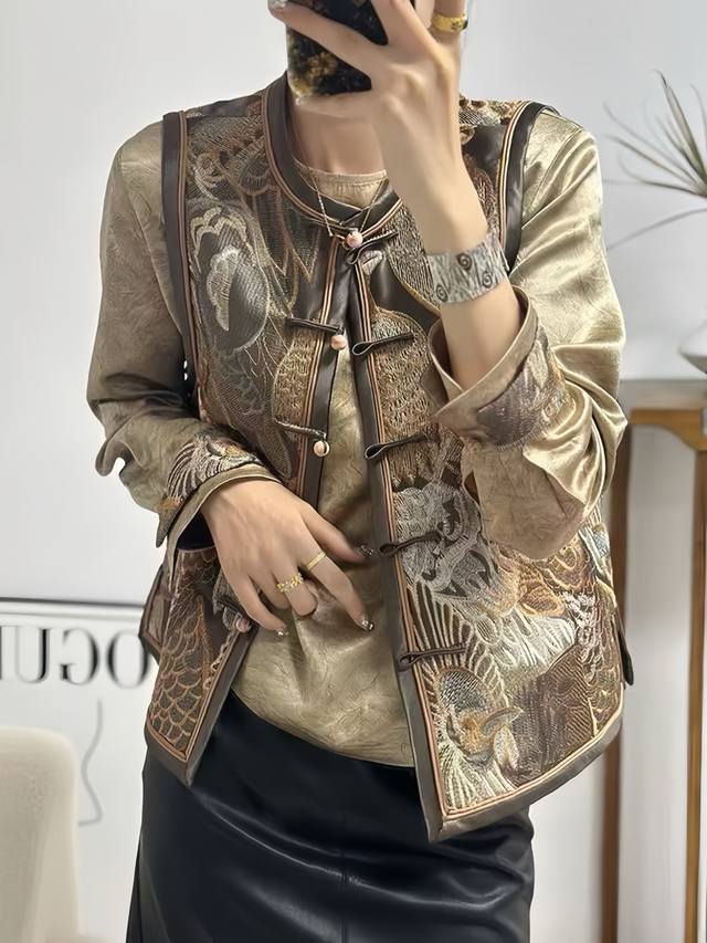 Retro Chinese embroidered patchwork leather vest with lifelike floral and bird