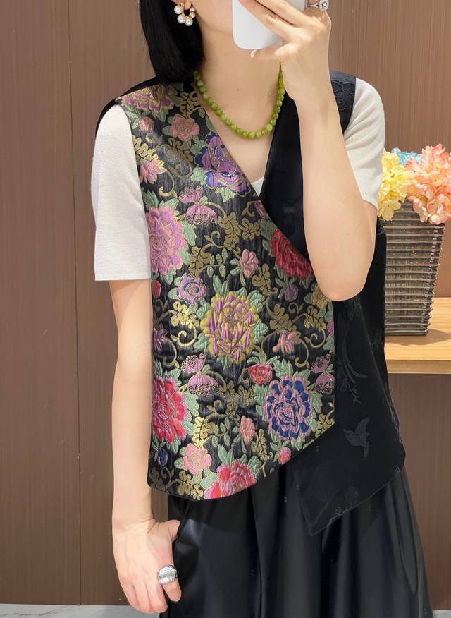 New arrivalFashionable and versatile loose new Chinese style design vestMateria