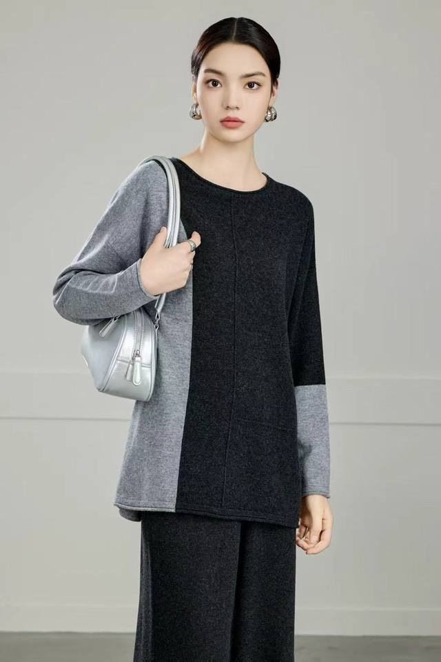 Autumn new style full fur sleeves color matching round neck long sleeves one siz