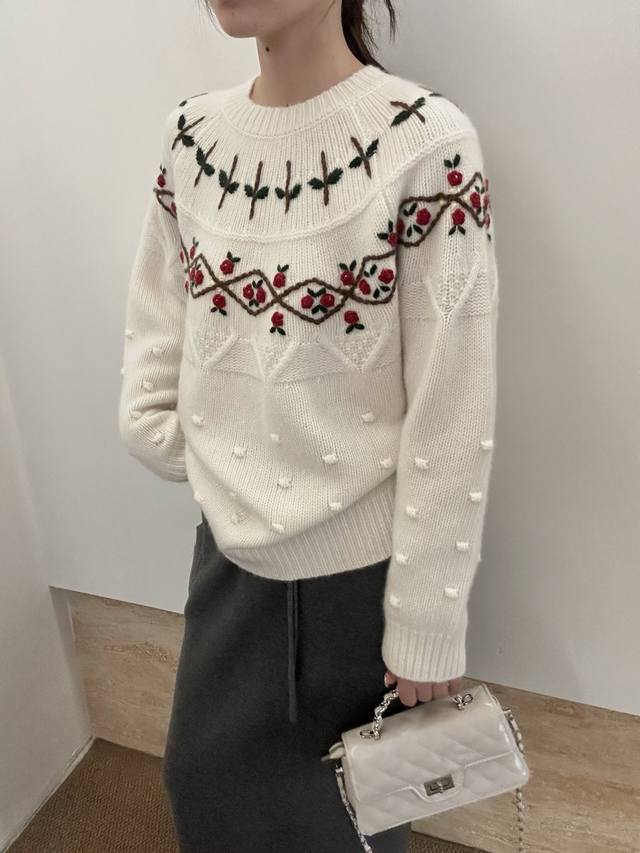 New pure cashmere round neck floral crochet long sleeve