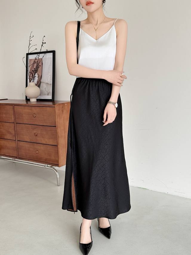 Re-order shipment New style, super hot version double-sided two-color rayon Xian