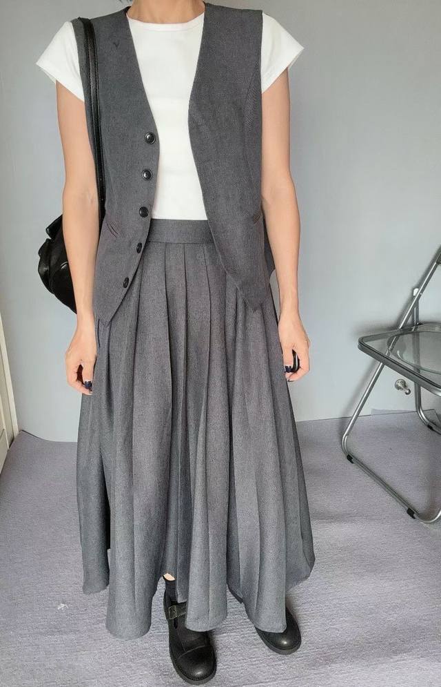 Vest and skirt two-piece suit high-end suit fabric