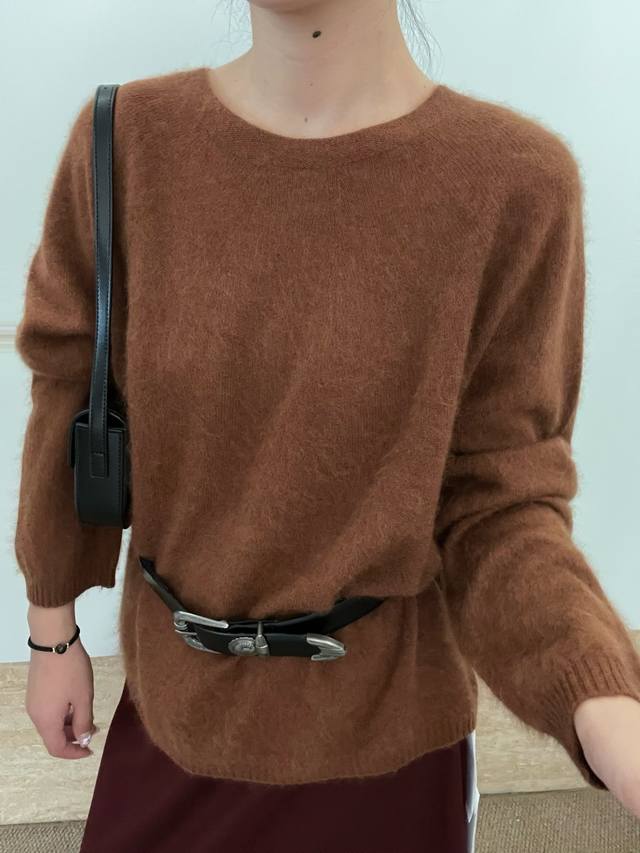 New arrival 19 colors all-wool seamless brushed loose top