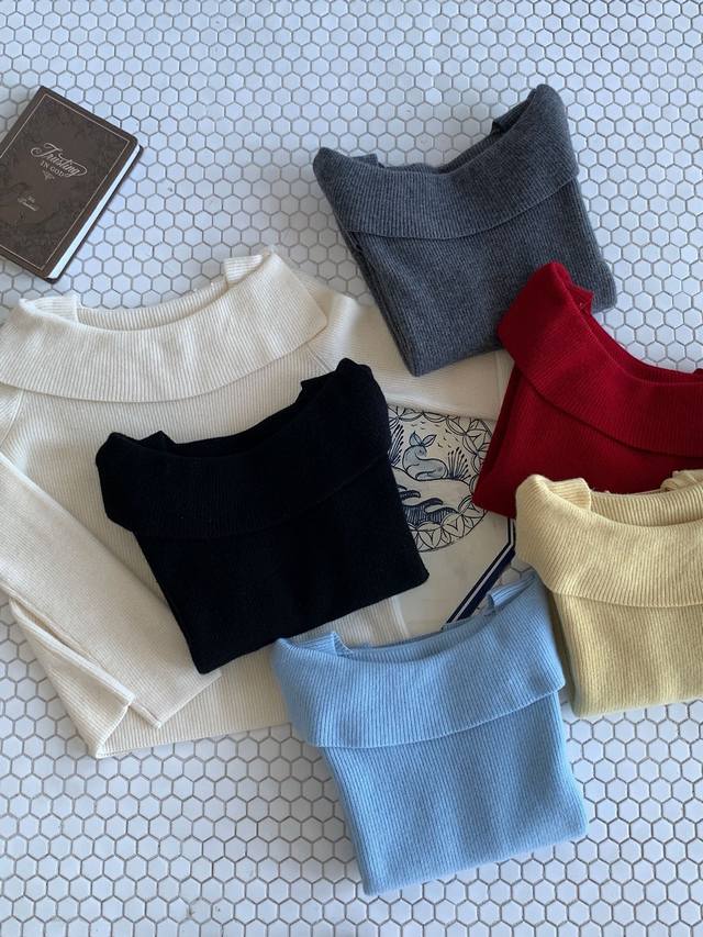100% wool, six colors, one size