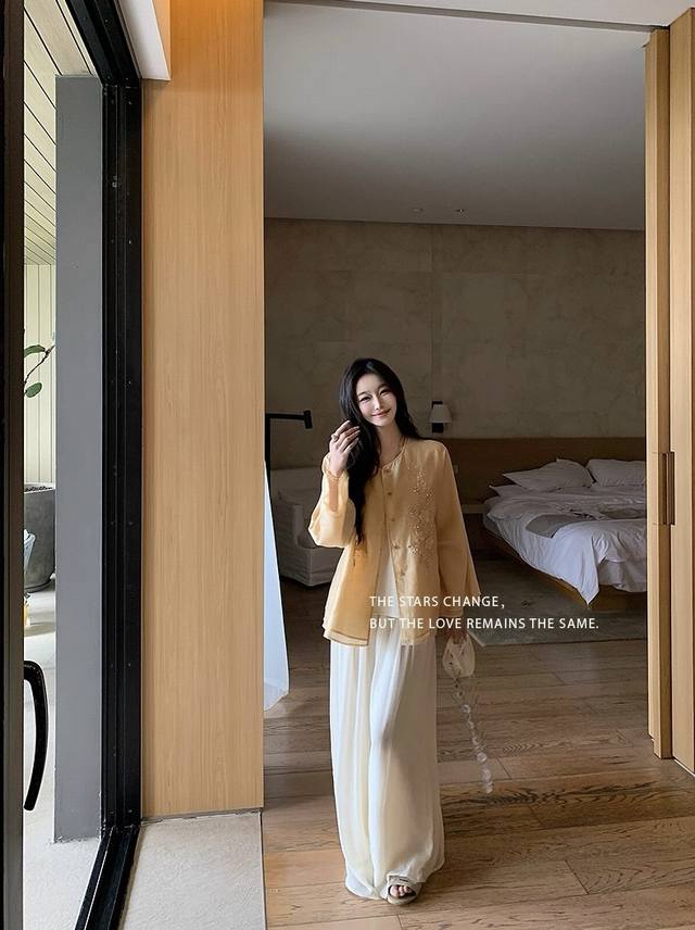 Heavy and exquisite embroidery Tencel Lyocell double-layer jacket! Loose version