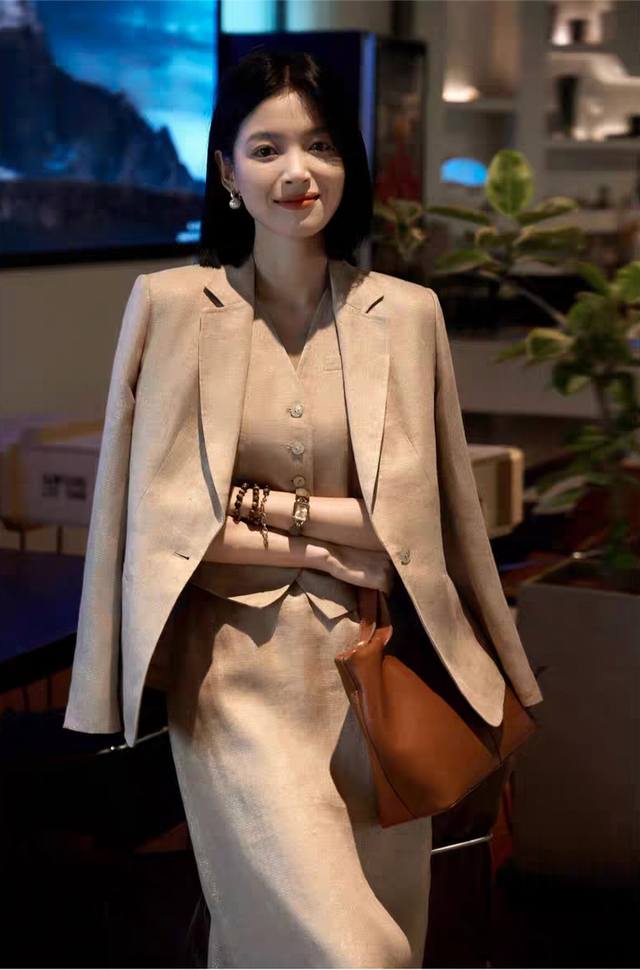 Hot item resale! Heavyweight gold linen 3-piece set! High version! Temperament l