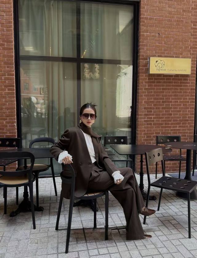 Hot new arrival! 25 autumn super nice suits, fashionable and high quality! Fashi