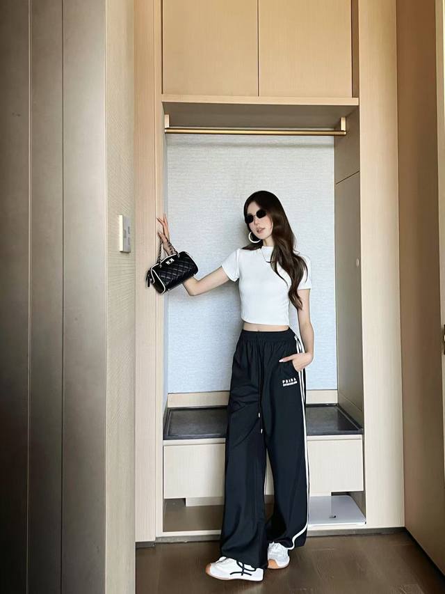 Hot-selling item in stock! These prad* contrasting elastic waist drawstring cas