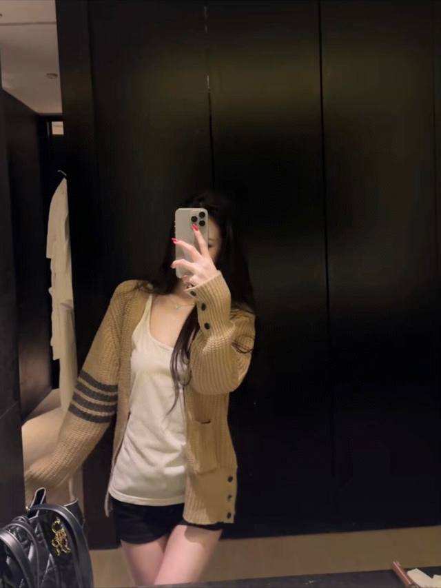 Tb Tom's cardigan is the ultimate layering sweater for fall and winter. I want t