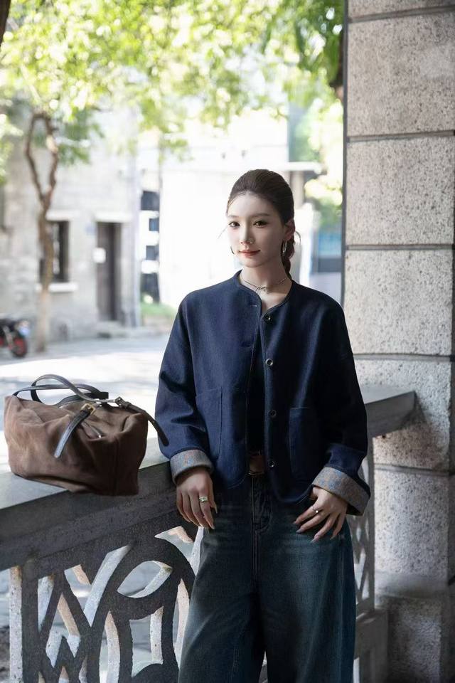 Minimalist lazy silhouette double-sided jacket, deep and calm navy blue simple