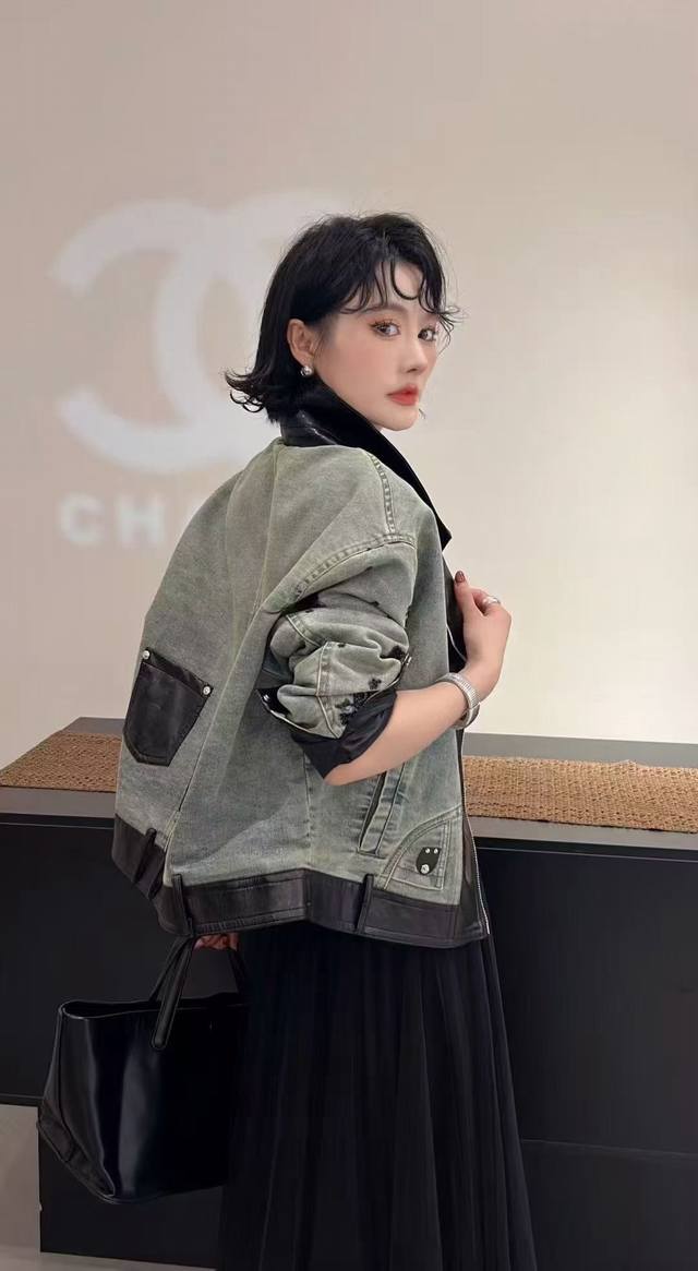 High-end retro heavy-duty beaded denim and leather jacket. The washed denim and