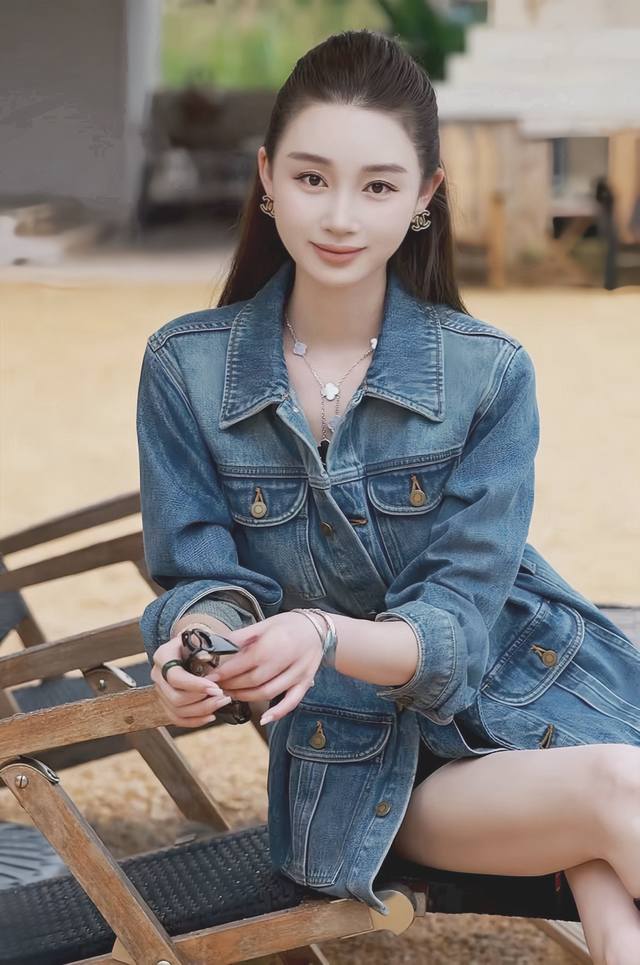 Re-order and delivery! LP workwear style denim jacket! Classic lapel design is n