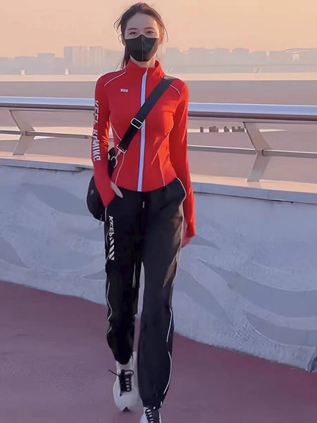 Size: SML-Xl-Xxl Color: Red~Black Fabric: Cotton Description: Casual and versat