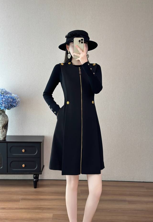 2025 Autumn and Winter New Hot Recommendation Lv New Dress Official Website Same