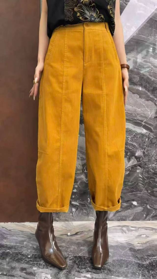 Hot new arrivalFashionable and versatile loose and slim corduroy casual cropped