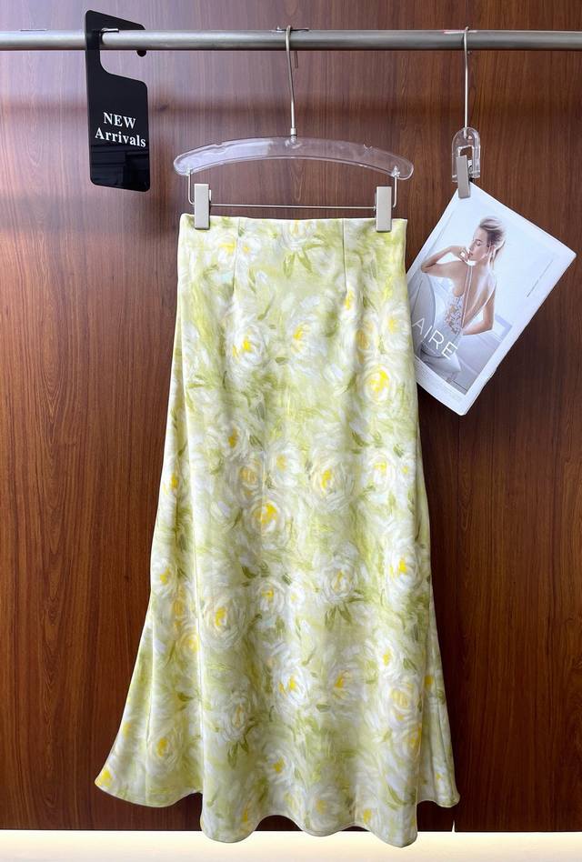 Mainly promote the high-end original design retro temperament elegant printed s