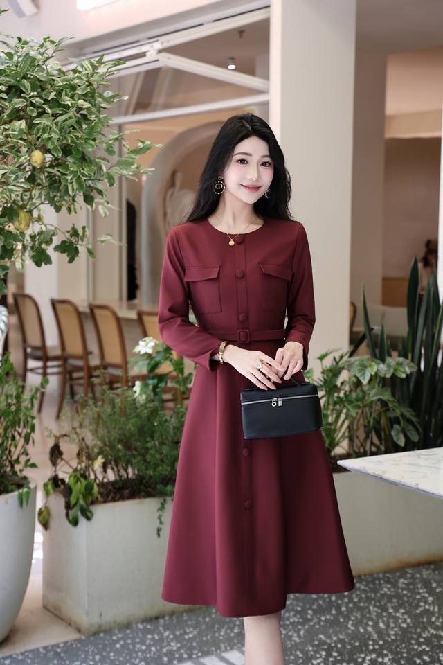 Autumn and winter new style celebrity high-end atmosphere classic slimming tempe