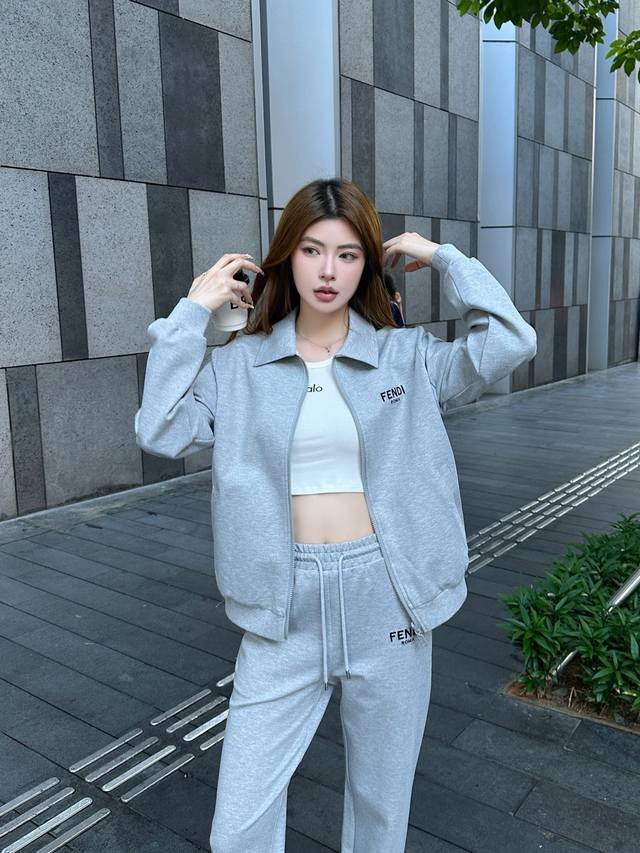 Fend* Double-sided lapel jacket and trousers set! Lapel zipper jacket with lette