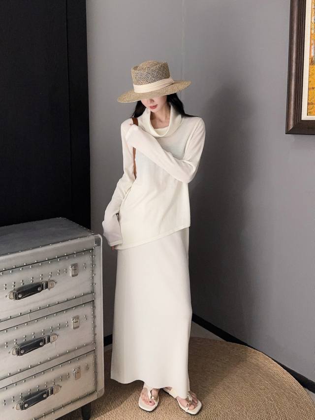 Minimalist fine wool dangling collar knitted top skirt set One size fine wool