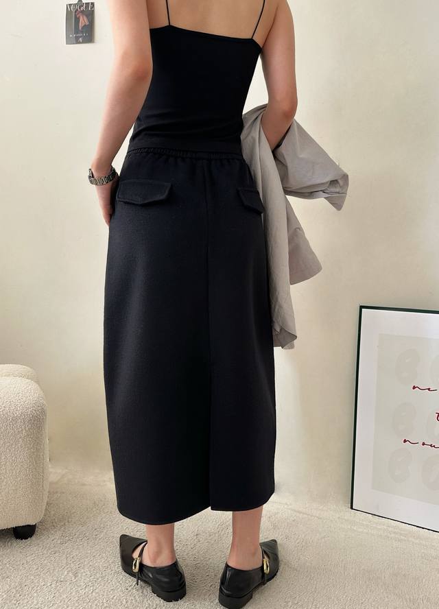 New Acetate Alpaca Wool Simple High-end Flower Bud Skirt Color: Black, Dark Gra
