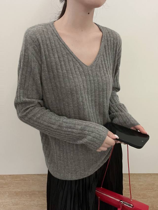 New 30 cashmere V-neck elastic hot diamond pullover One size