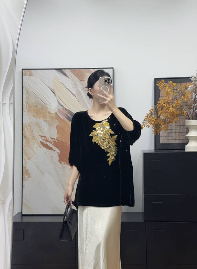 100% silk velvet heavy embroidery topBlack background complements skin tone, gol