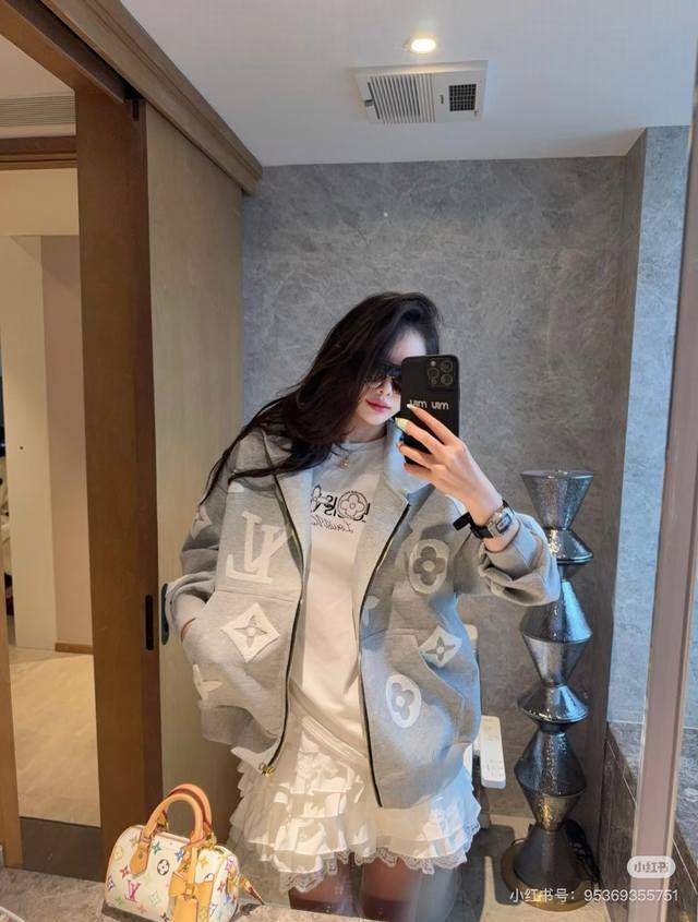 Louis Vuitto* 2025 Early Fall New Hooded Sweatshirt Jacket Women's Zipper Cardig