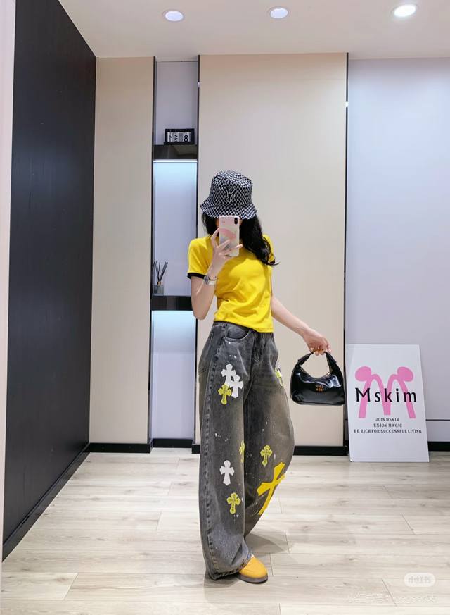 Crowe yellow and white cross stitch leather jeans Loose version for a slim fit