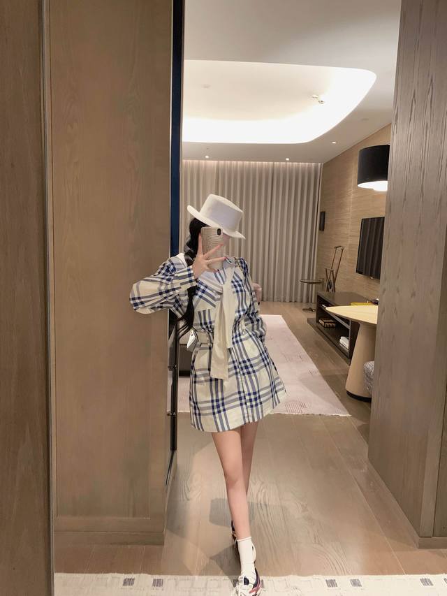 25. Autumn new Model real shot has been added to the protection Bbr plaid shawl