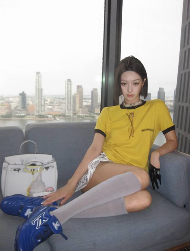 New! Latest Ch 25New Sanskrit printed T-shirt Color: Fortune Yellow, Matcha Gre