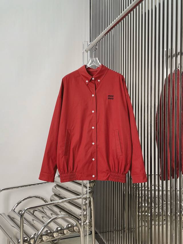 Actual photos! Latest Miu 25New letter embroidered red jacket Size: Sml