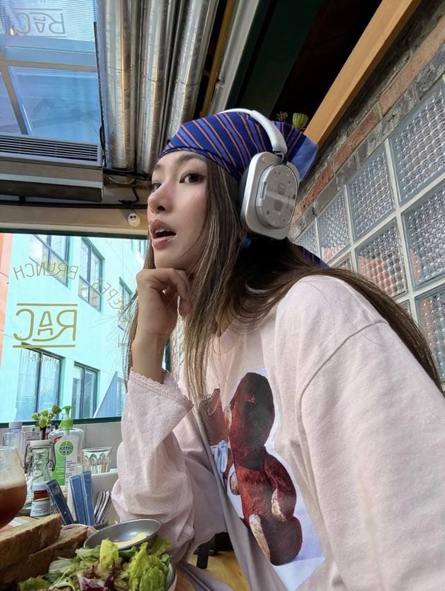 New! Latest Acne 25New fake two-piece bear T-shirt Size: Sml