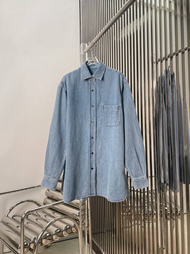 Actual photos! The latest The R 25New minimalist loose linen denim shirt. Size: