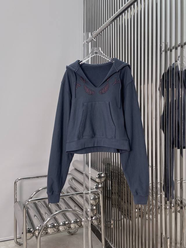 Actual photos! Latest Aw 25New wing print distressed hooded V-neck sweatshirt.