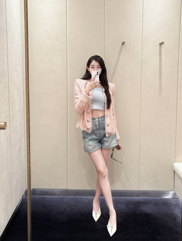 New! Balm 25New embroidered grid pattern distressed washed denim shorts. Size: