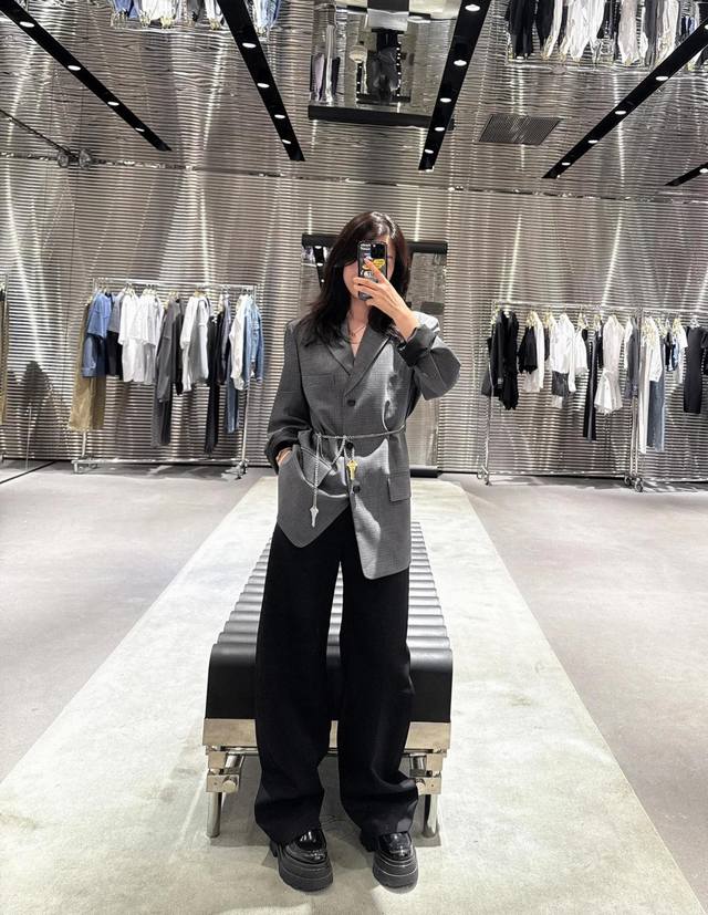 25pf Early Autumn Alexander Wang Gray Keychain Suit Sml : Gray