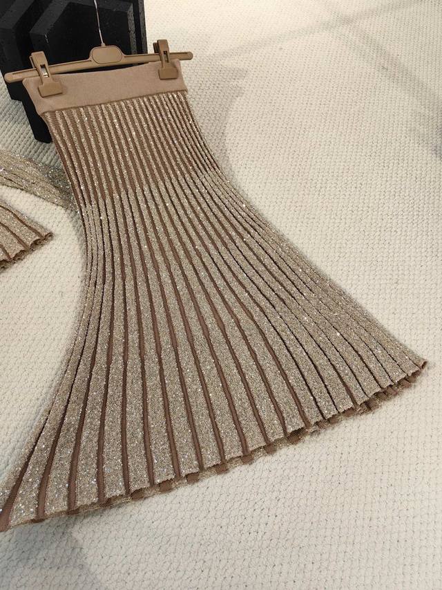 Hip skirt 16 momme silk satin lining, a skirt lining of silk material one meter