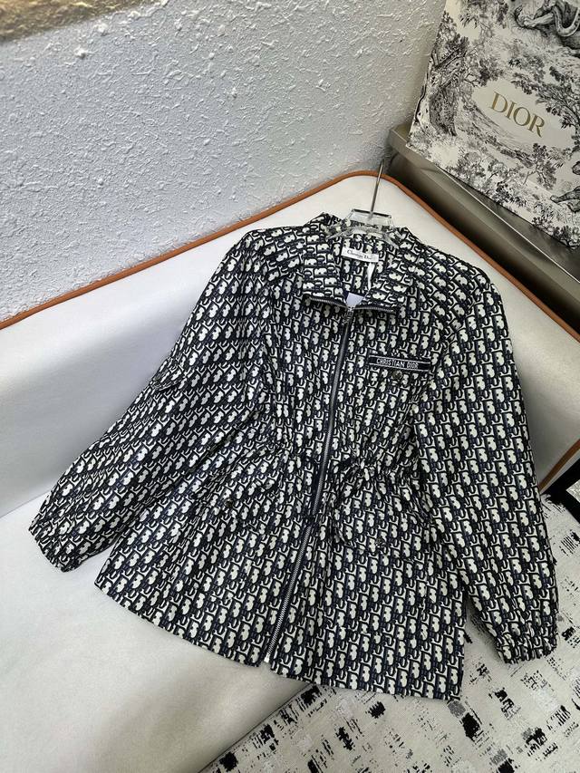 dior 2025 autumn and winter new coat, drop shoulder stand collar design, classic