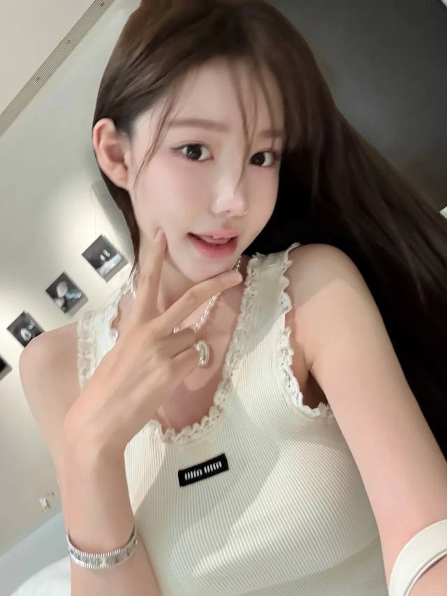 New! Latest Miu 25New lace knitted bottoming vest Size: Sml