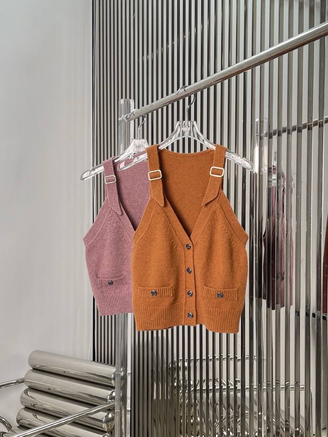 Actual photos! Latest Ch 25New V-neck cashmere knitted sleeveless vest Color: p