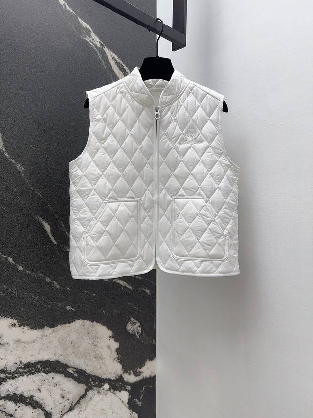Lp30Ss New fall/winter arrival: a small stand-up collar quilted vest with contra