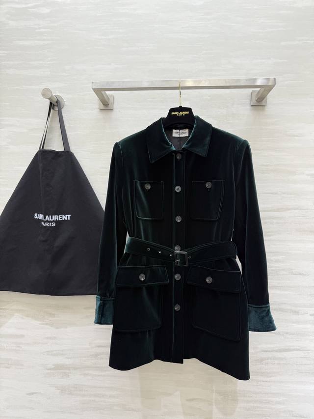 Ysl2Fall new green velvet jacketSaint Laurent Dark green velvet with a retro fil