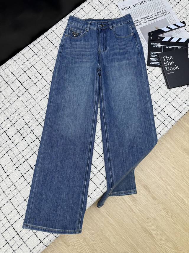 prad*25Ss new two-pocket straight-leg jeans. This pair is so pretty and worth co