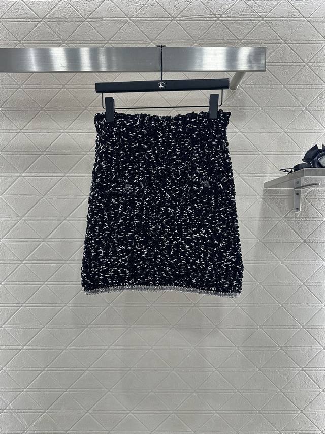 Chane* 2025 new products are on the shelves Rhinestone hem knitted vest skirt se
