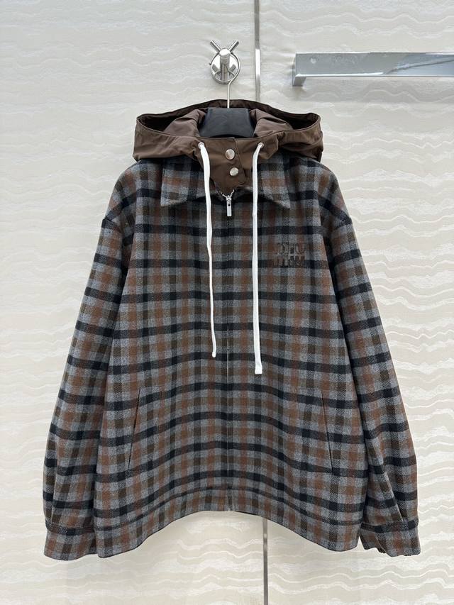 Exclusive first-run, original, high-quality Miu-themed outfit for girls! This i